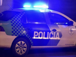 Un policía que trabajaba como chofer de una aplicación mató a un ladrón