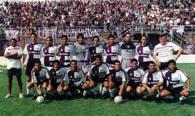 Villa Dálmine Campeón Torneo Apertura 2002.